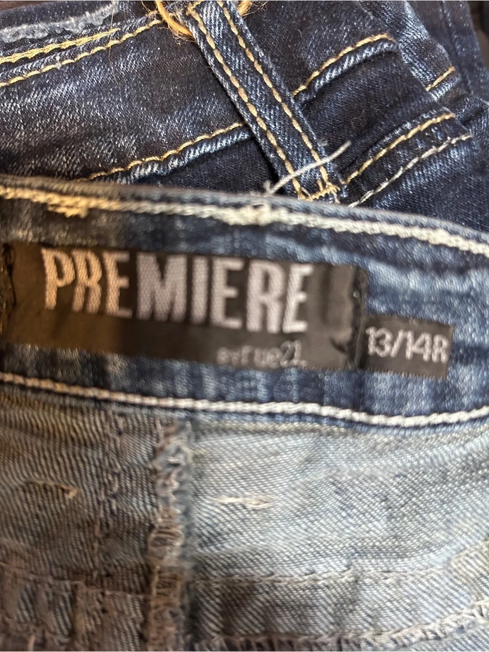 Premier Women's Dark Blue Skinny Jeans with Embroidered Wing Pocket